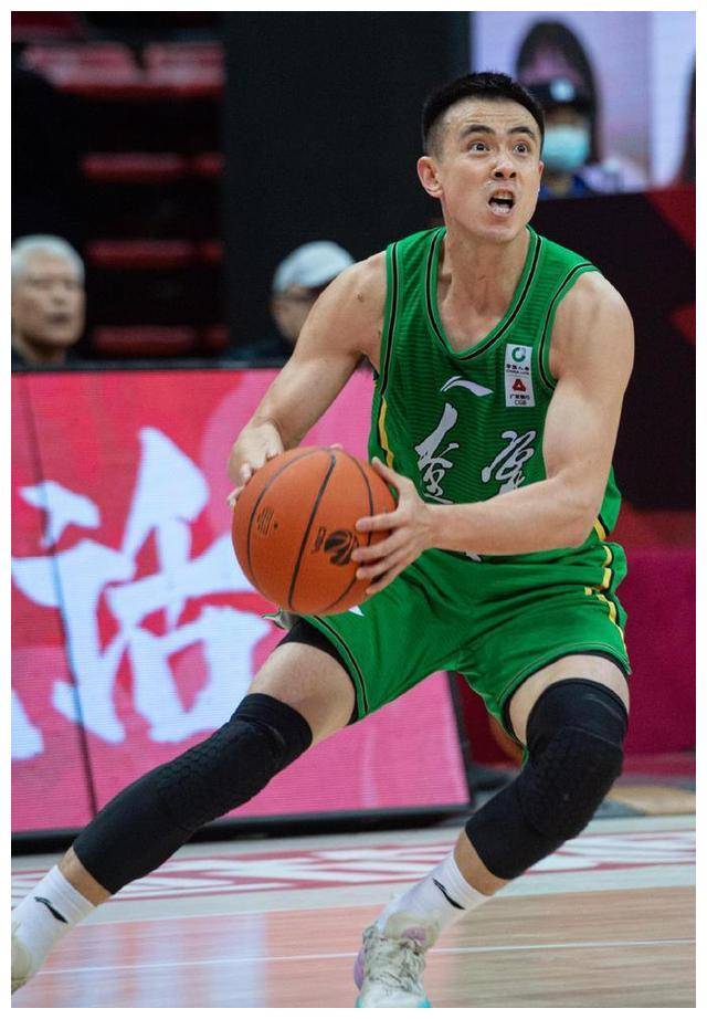 摩羯座球员奉献精彩表现,取得胜利 摩羯座球员奉献精彩表现,取得胜利