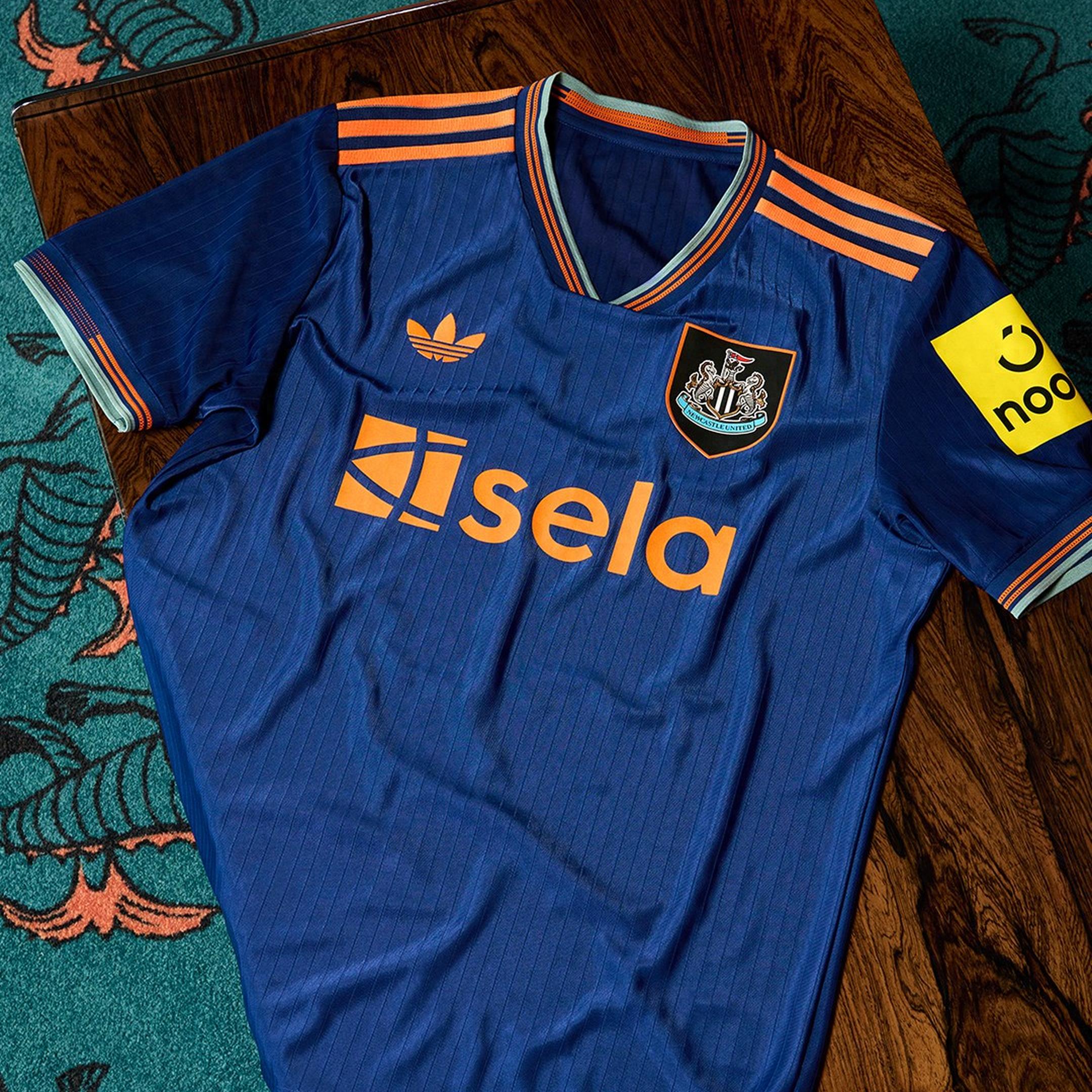 纽卡斯尔表现稳定，客场赢球