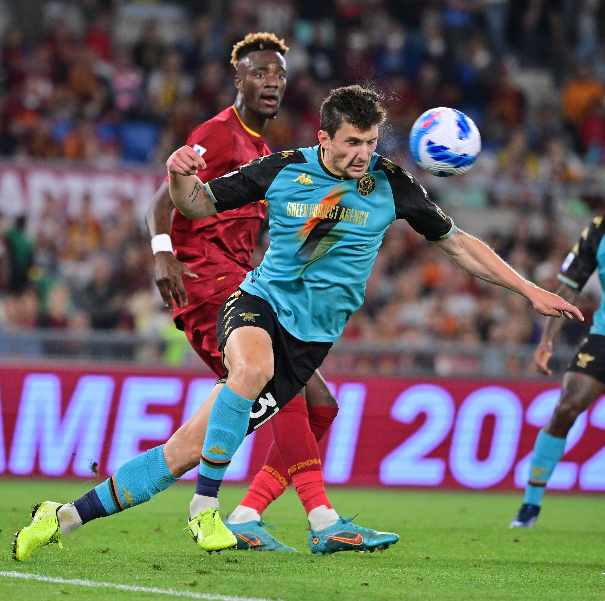 乌迪内斯主场逆转战胜梅西纳,挽回颜面的简单介绍 乌迪内斯主场逆转战胜梅西纳,挽回颜面的简单介绍