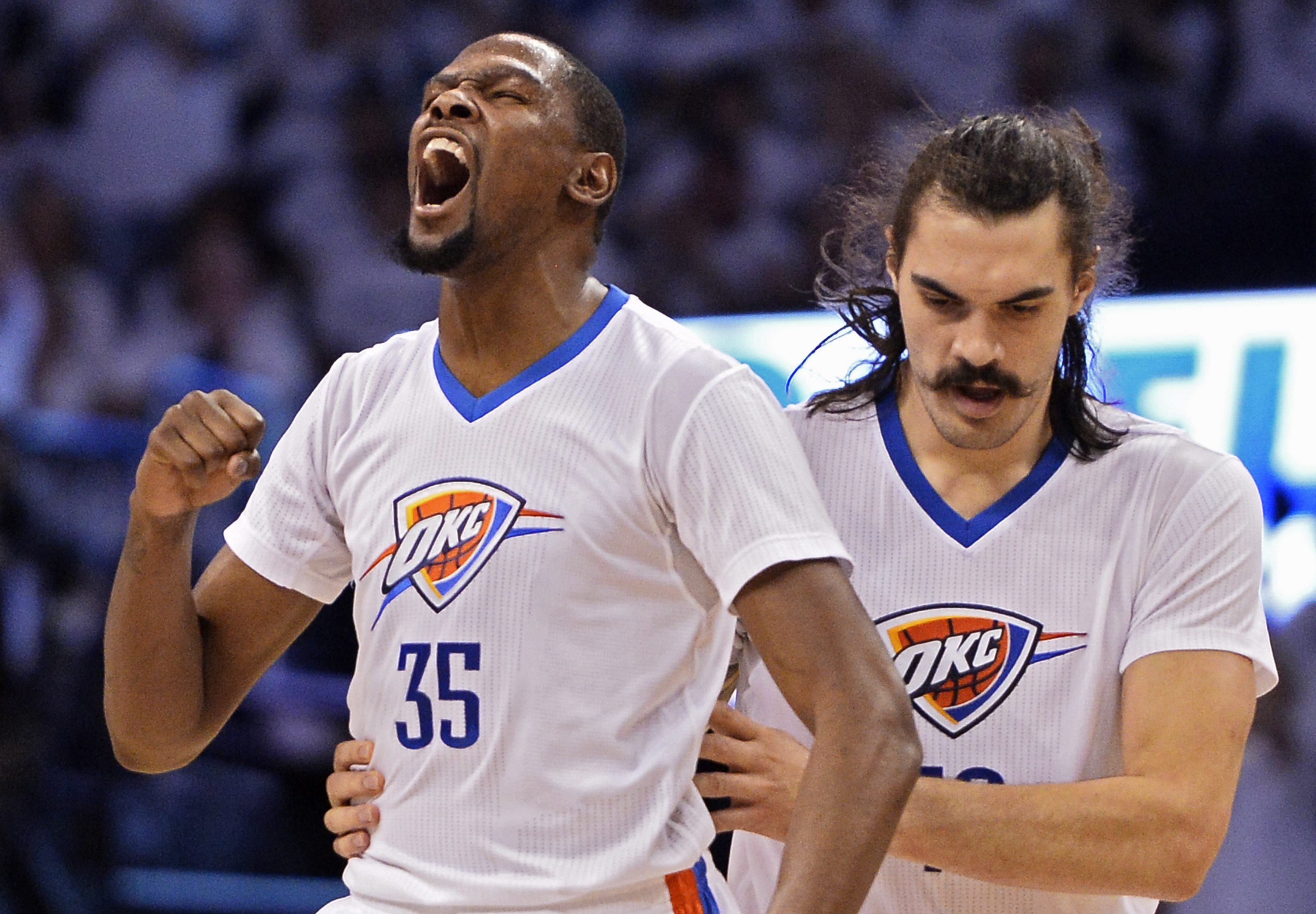 火箭队主教练积极调整战术,迎来连胜 火箭队主教练积极调整战术,迎来连胜