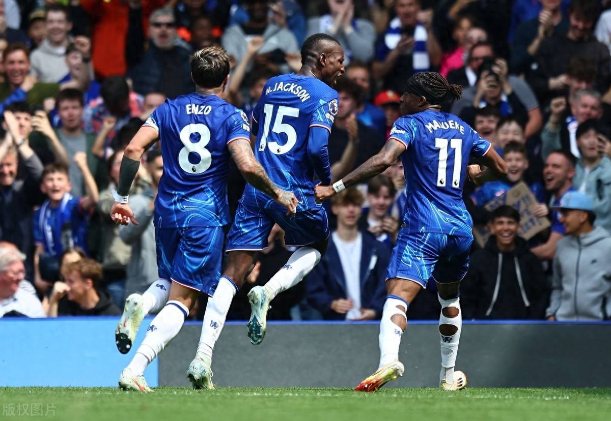 切尔西客场不敌埃弗顿,遭遇本赛季第二败 切尔西客场不敌埃弗顿,遭遇本赛季第二败