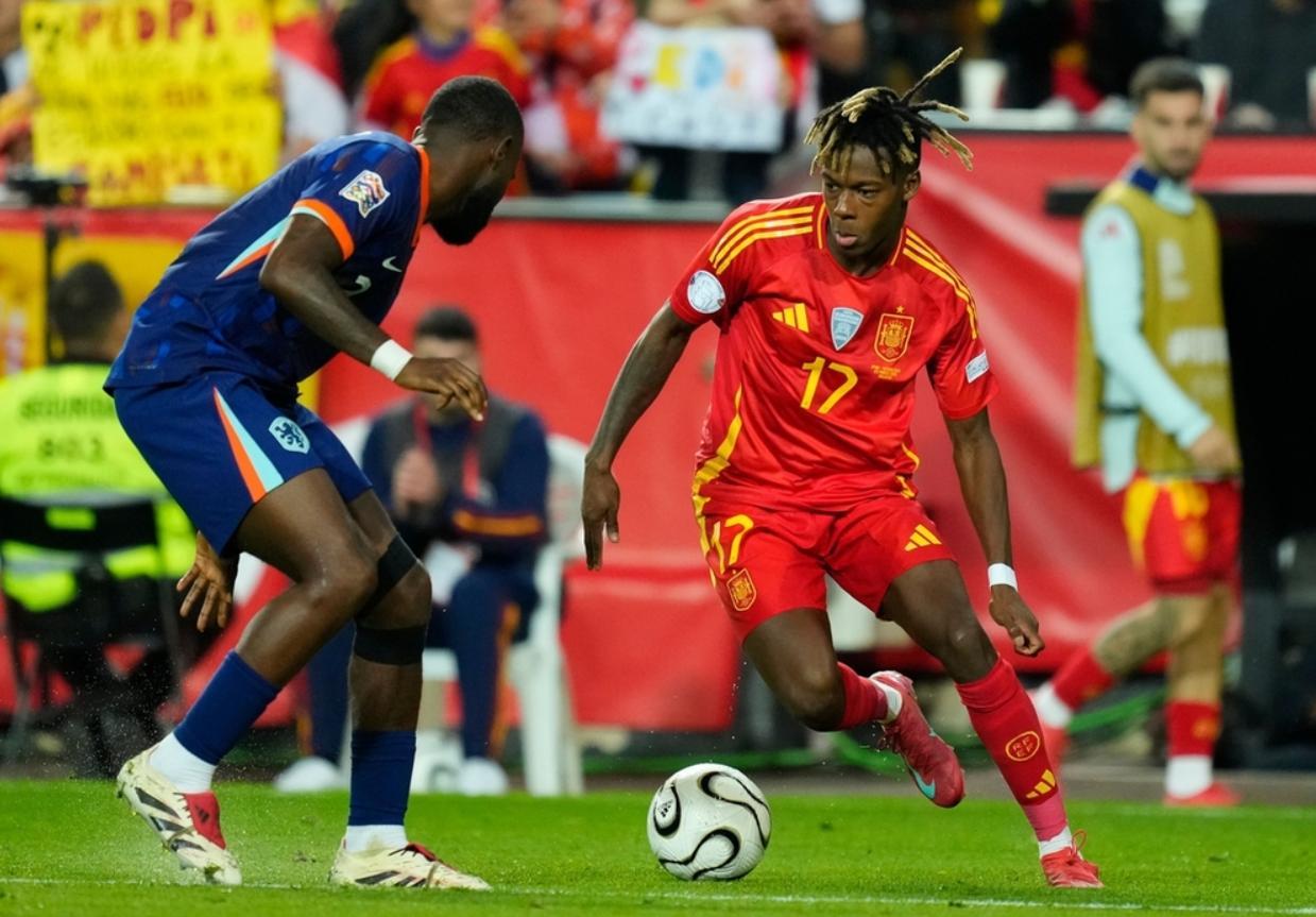 西班牙队在点球大战中力克瑞士 西班牙队在点球大战中力克瑞士