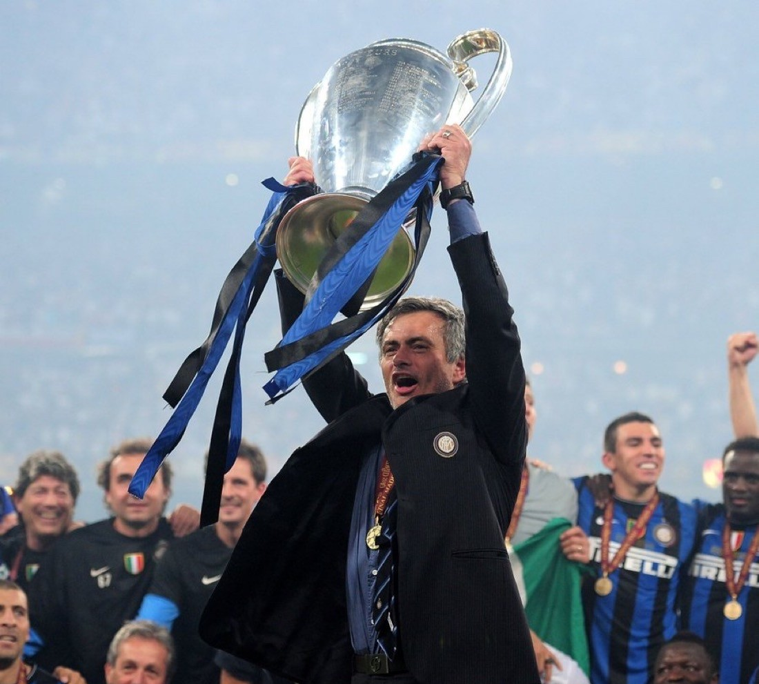 穆里尼奥战队惨败,无缘欧冠晋级 穆里尼奥战队惨败,无缘欧冠晋级