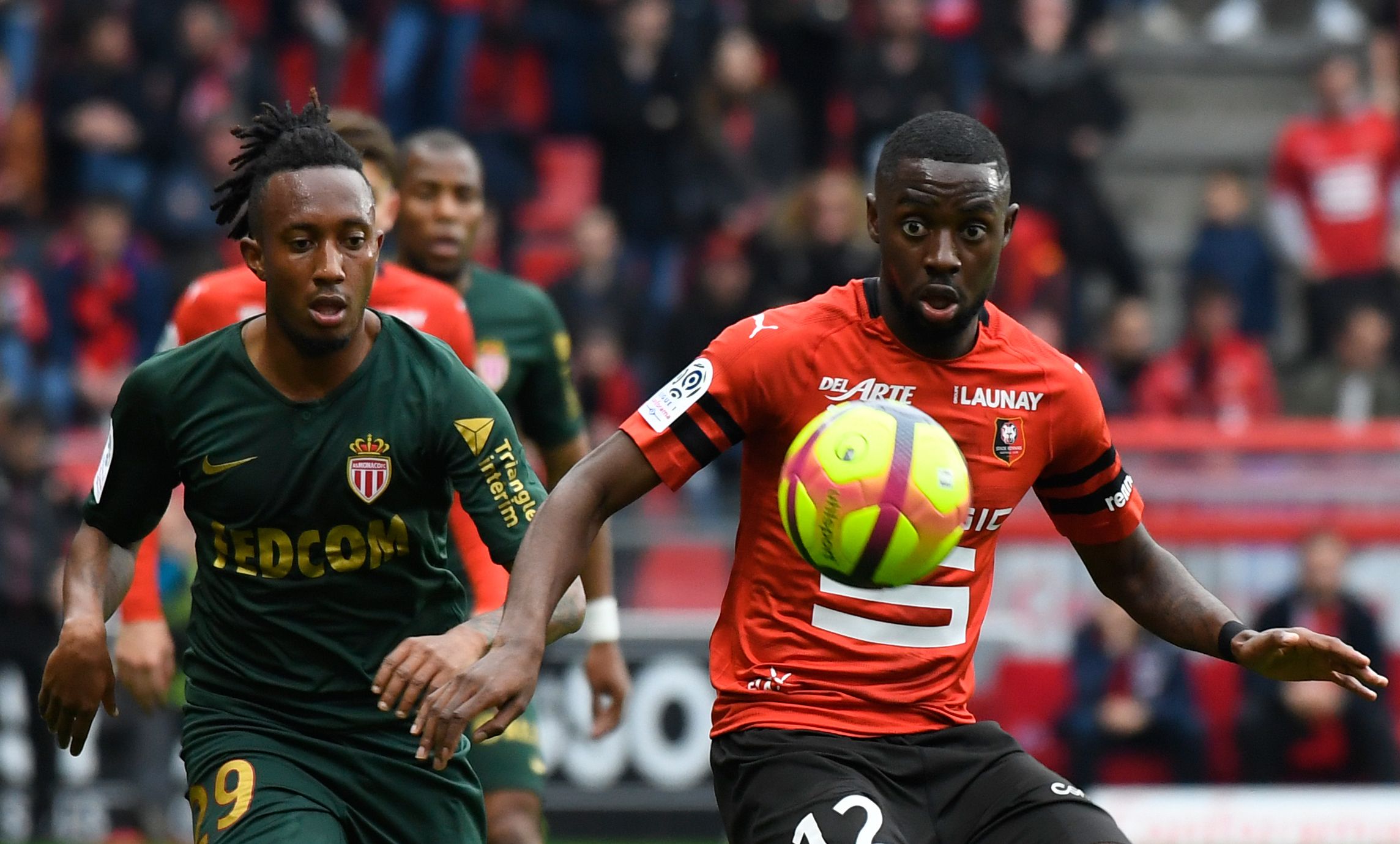 克莱蒙客场战平雷恩,表现出色 克莱蒙客场战平雷恩,表现出色