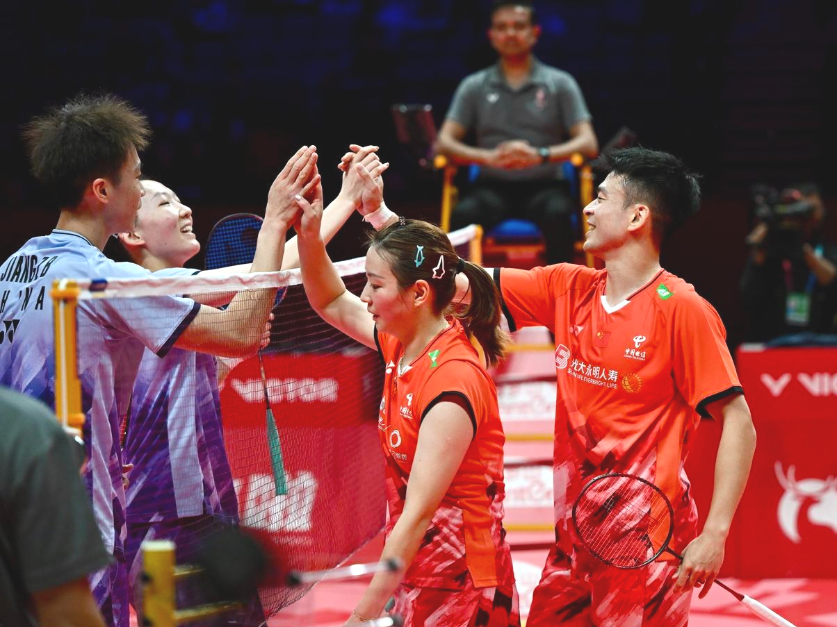 泰国羽毛球队翻盘日本羽毛球队，林丹完成帽子戏法的简单介绍