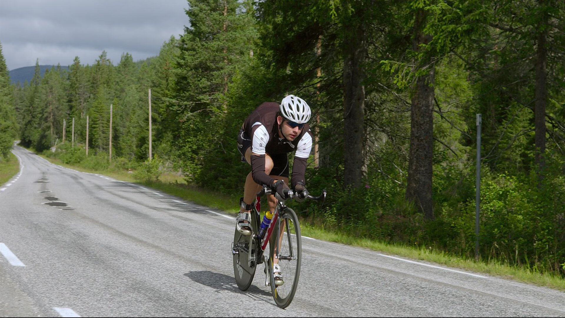 詹姆斯化身高空火箭,一箭射落浙江广厦