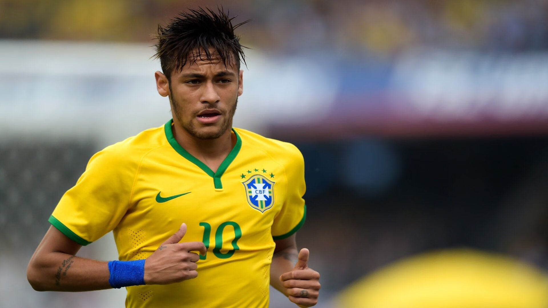 欧冠半决赛焦点战，日本球星单节爆发，拉开巴黎圣日耳曼差距